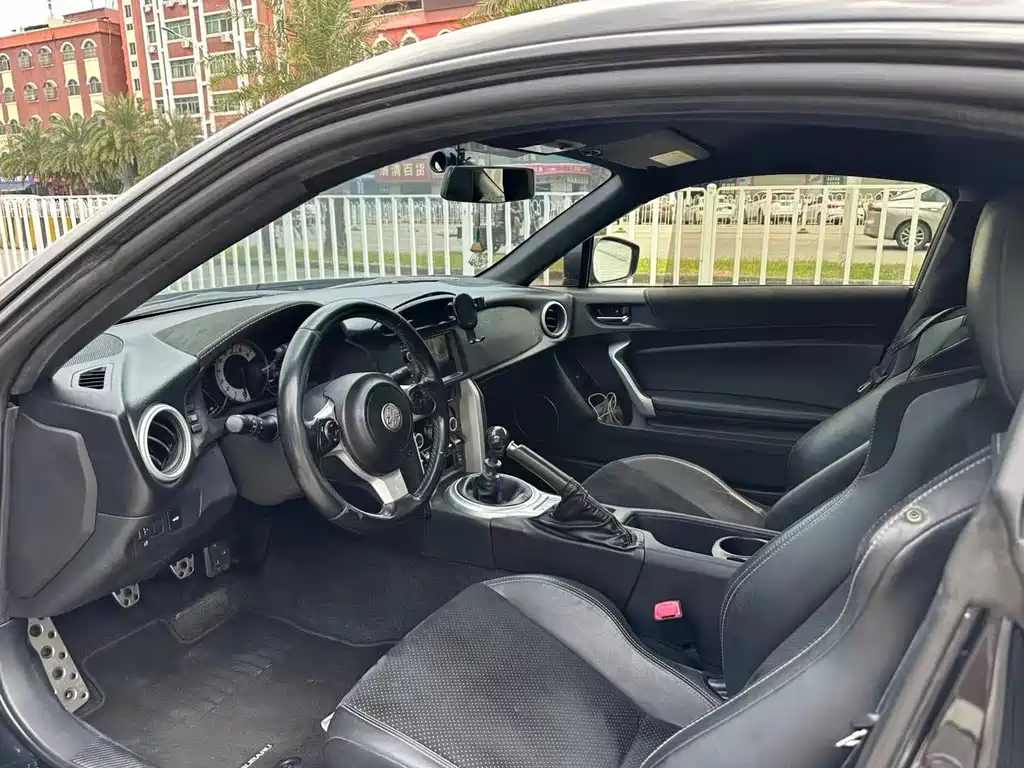 Toyota 86 — миниатюра 4