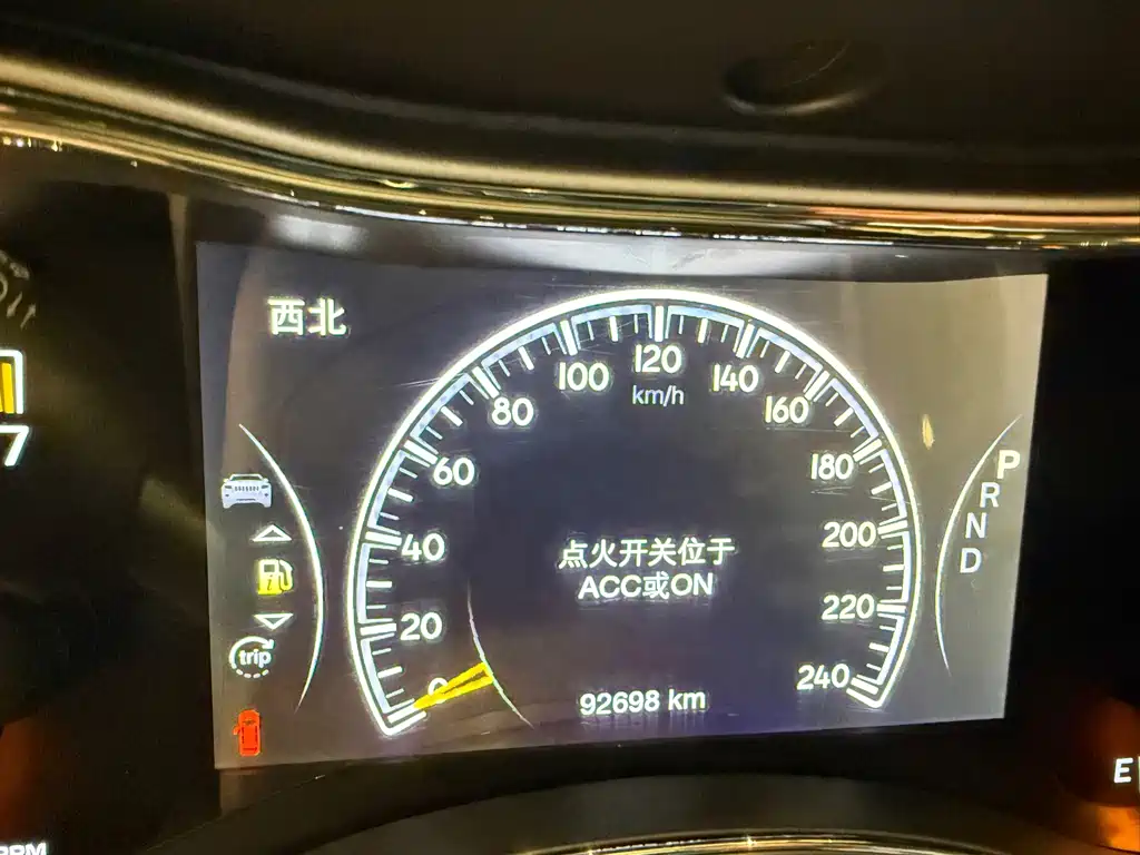 Jeep Grand Cherokee (Import) — миниатюра 4