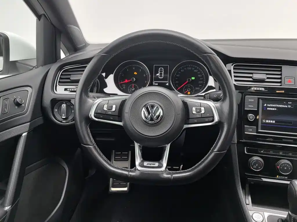 Volkswagen Golf — миниатюра 11