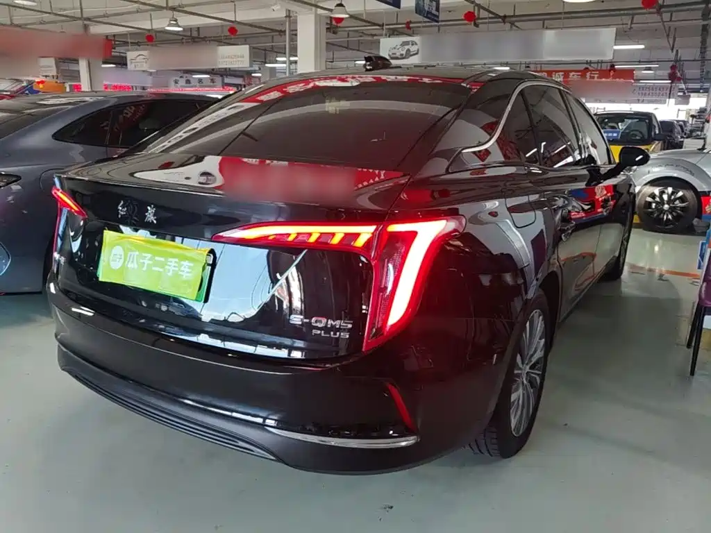 Hongqi Hongqi E-QM5 — миниатюра 7