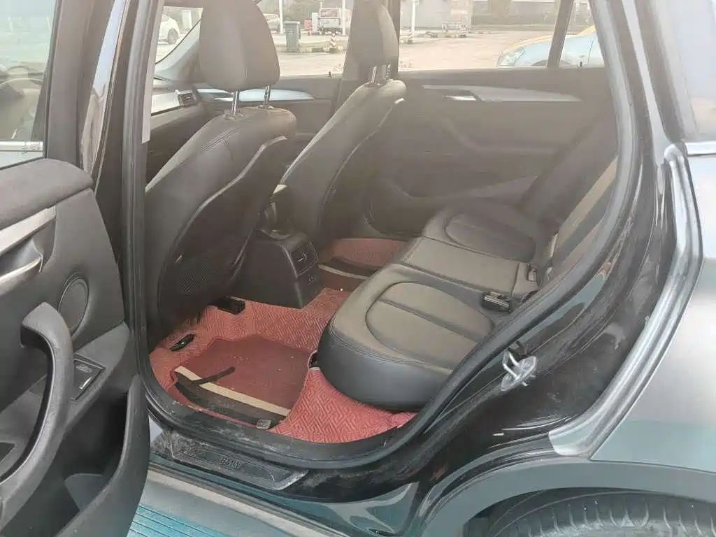 BMW X1 — миниатюра 6