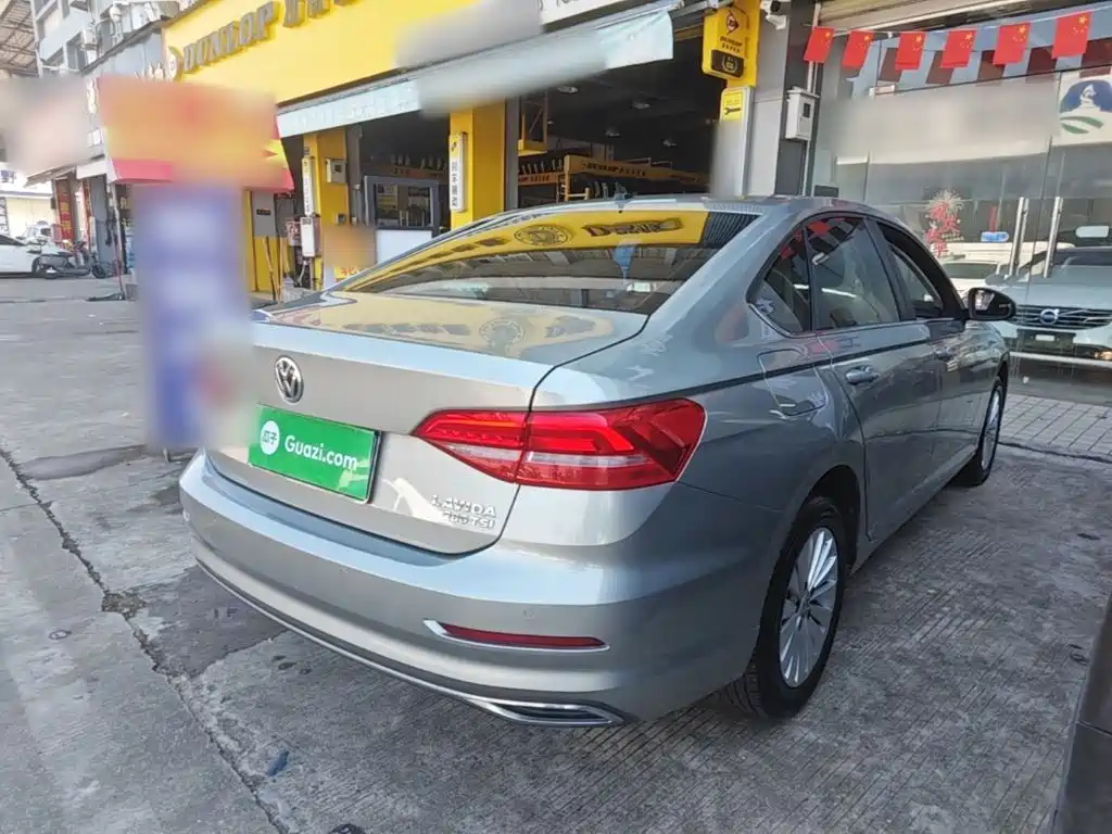 Volkswagen Lavida — миниатюра 7