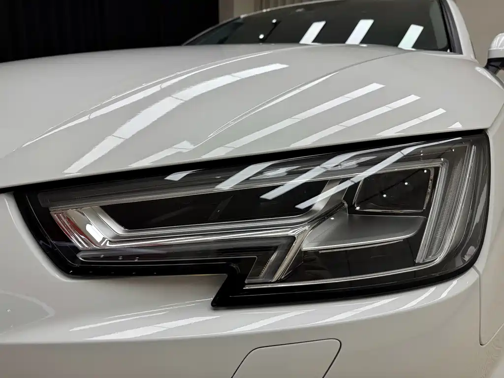 Audi A4L — миниатюра 30