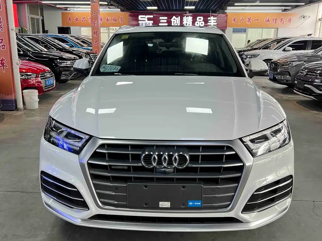 Audi Q5L — миниатюра 2