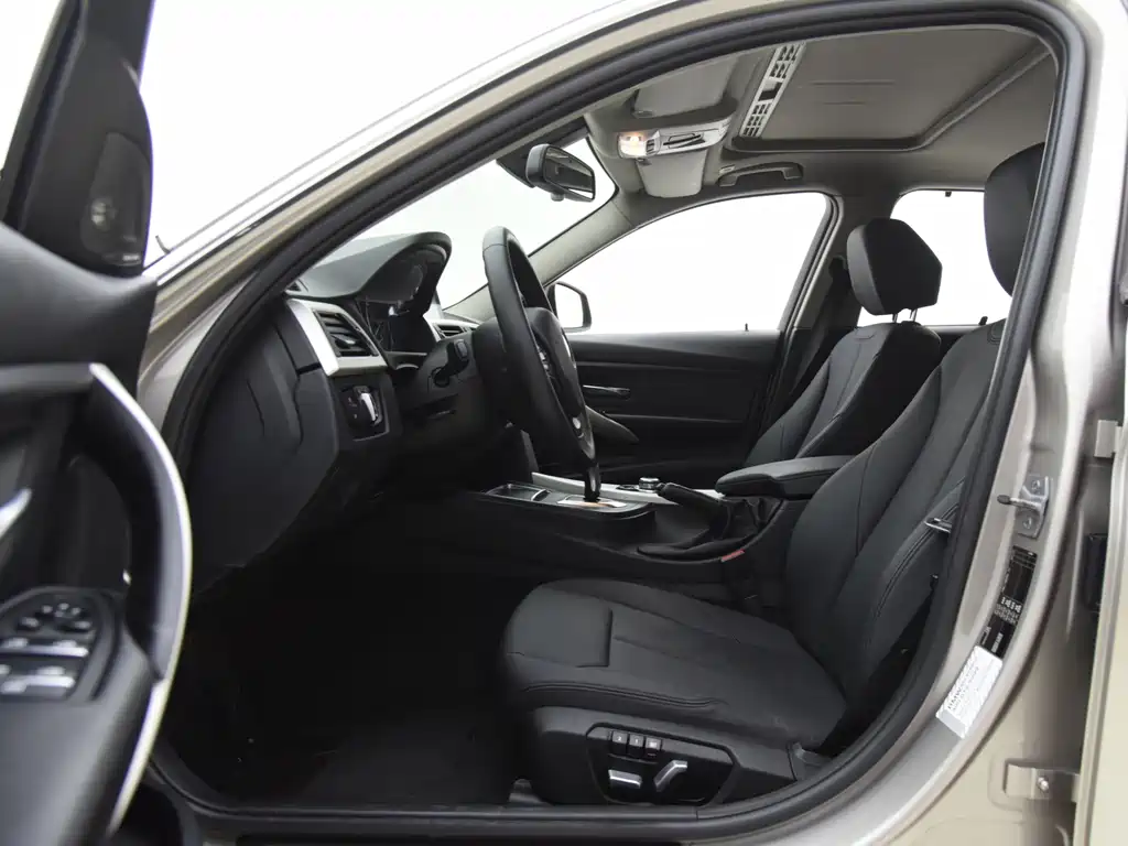 BMW 3 Series — миниатюра 8