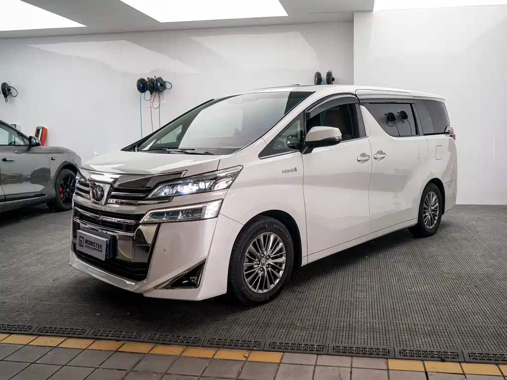 Toyota Vellfire 2021 2.5L HV Luxury