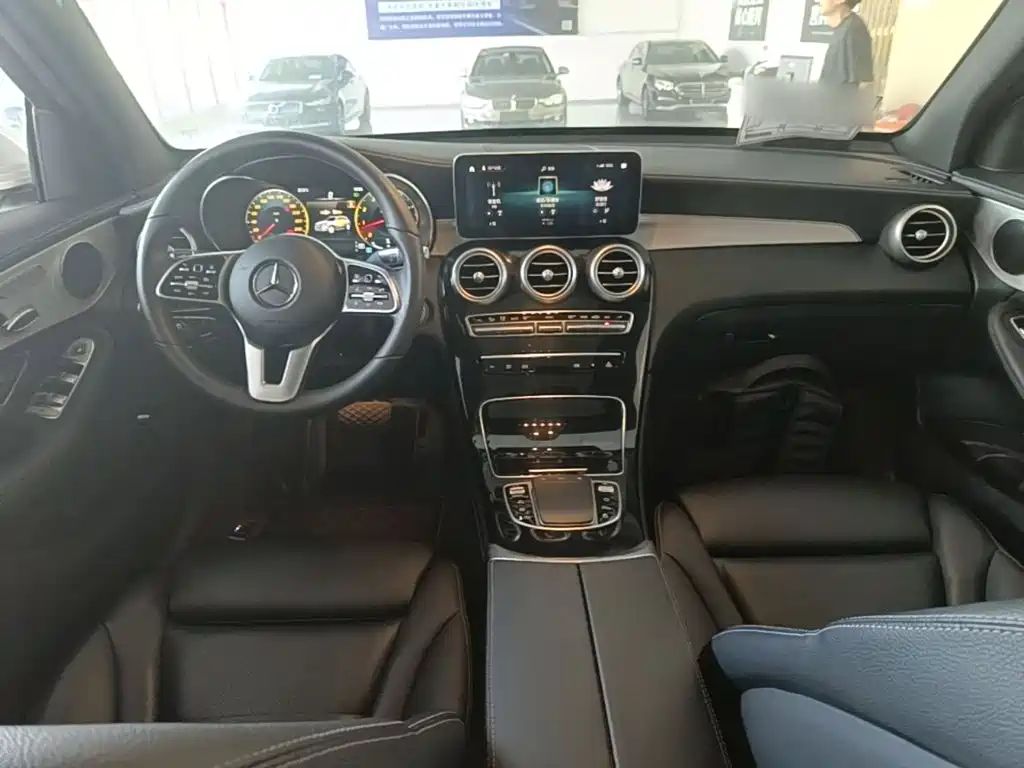 Mercedes-Benz GLC — миниатюра 10