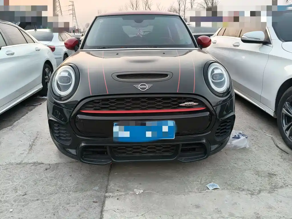 MINI JCW
