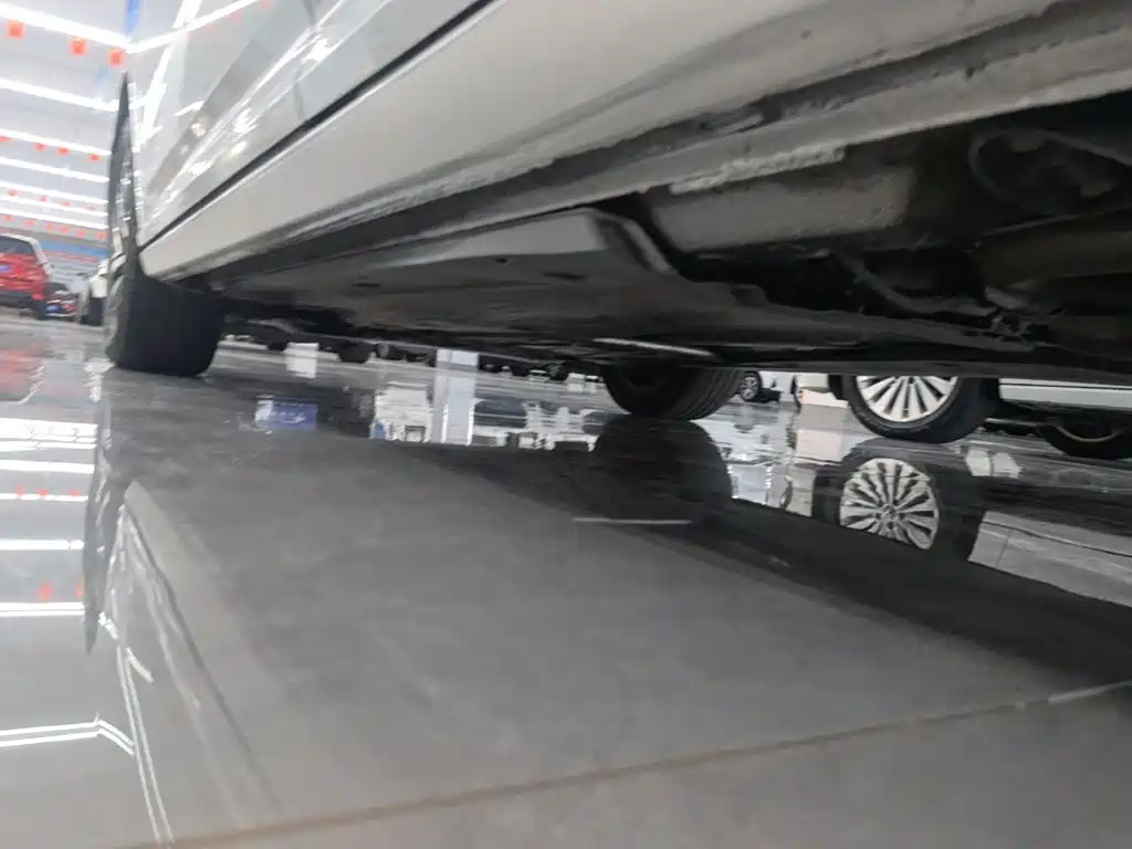 Volkswagen Lavida — миниатюра 22