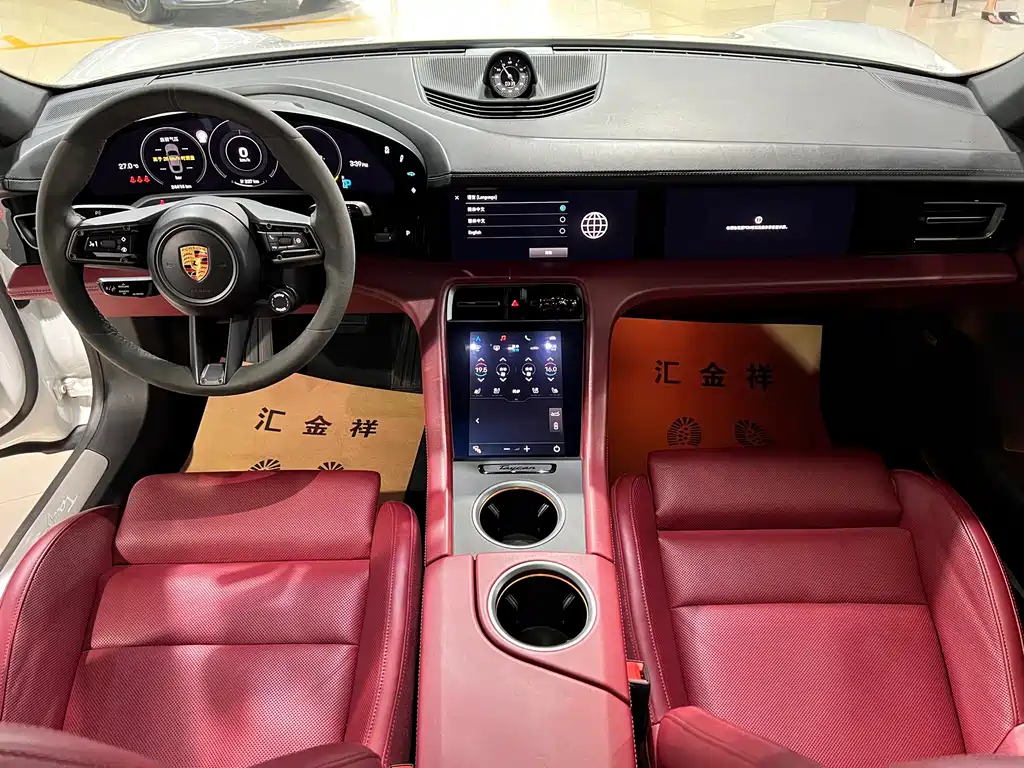 Porsche Taycan — миниатюра 15