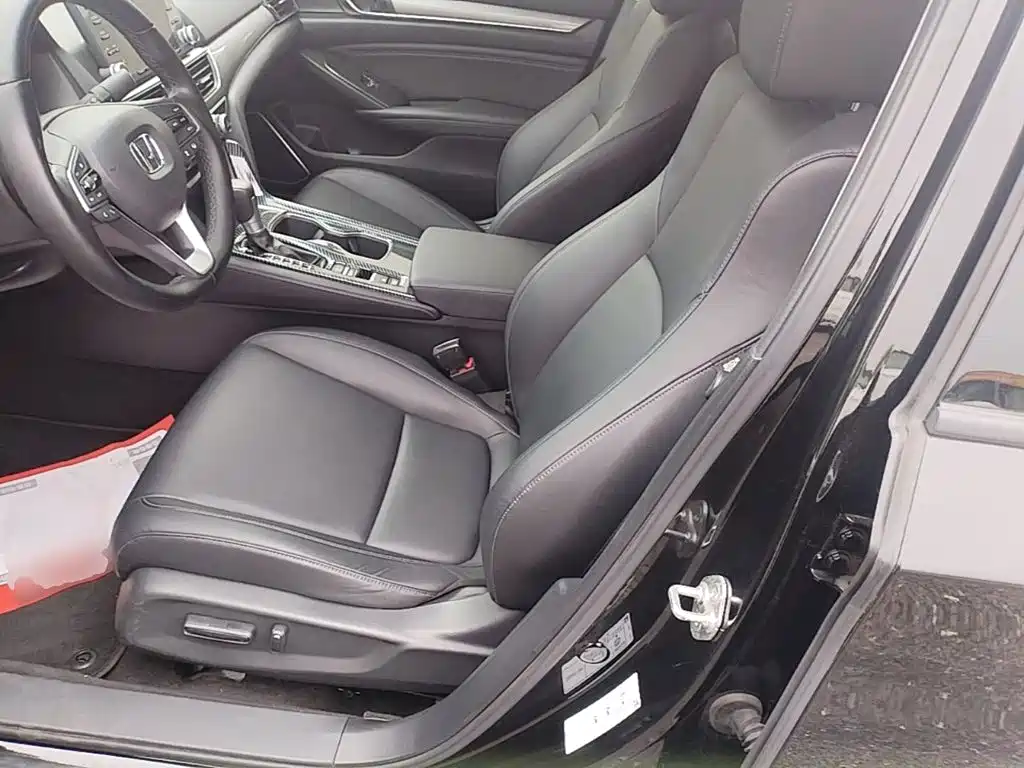 Honda Accord — миниатюра 15