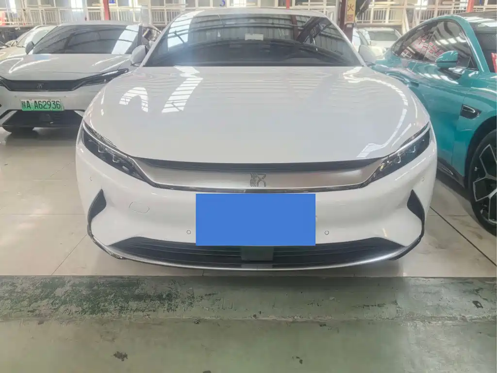 BYD Han — миниатюра 2