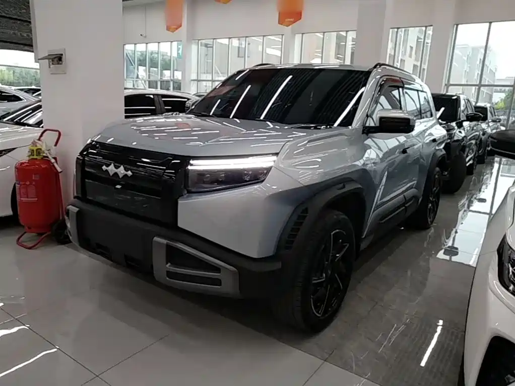 Fang Cheng Bao Titanium 3 2025