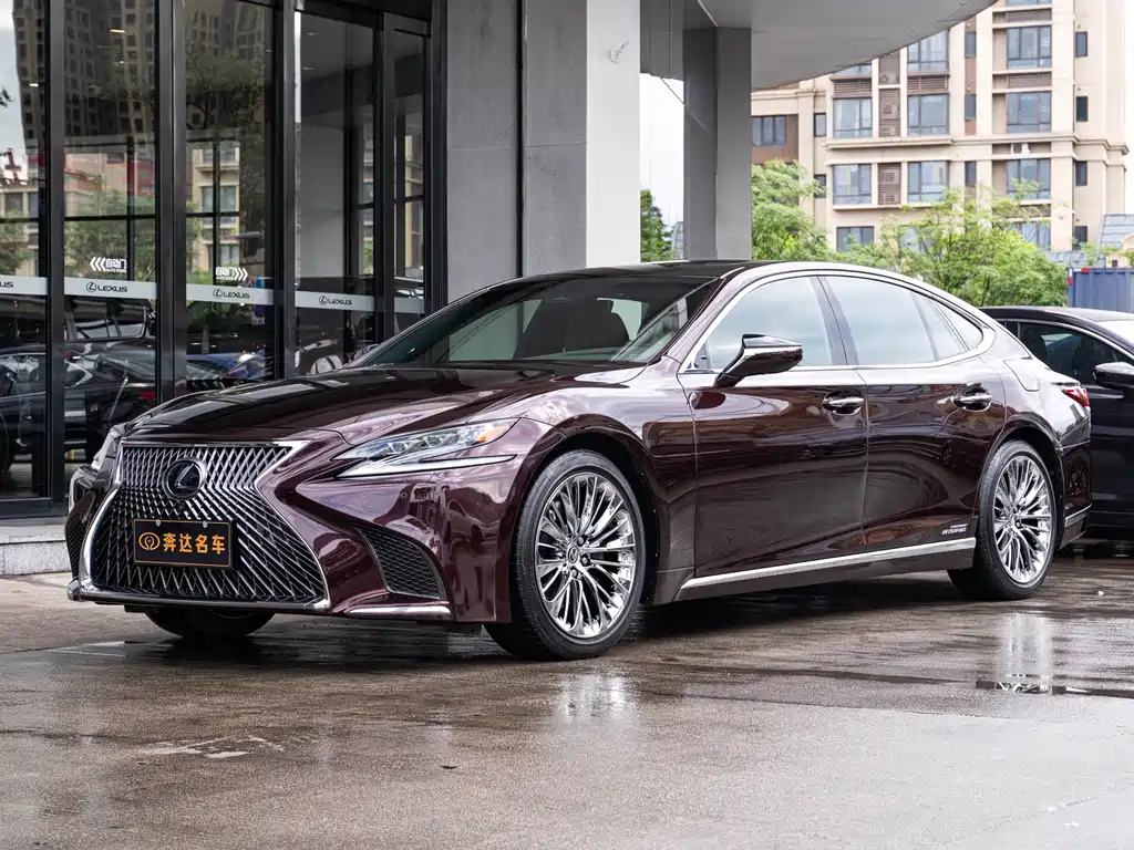 Lexus LS 2019