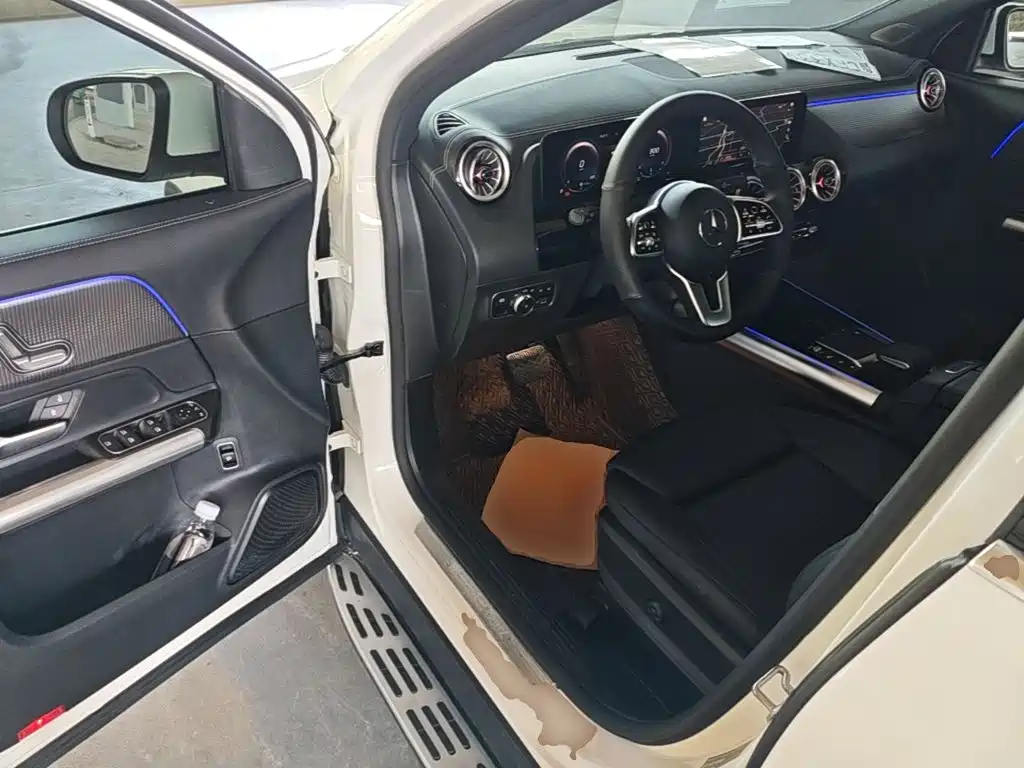 Mercedes-Benz GLA — миниатюра 16