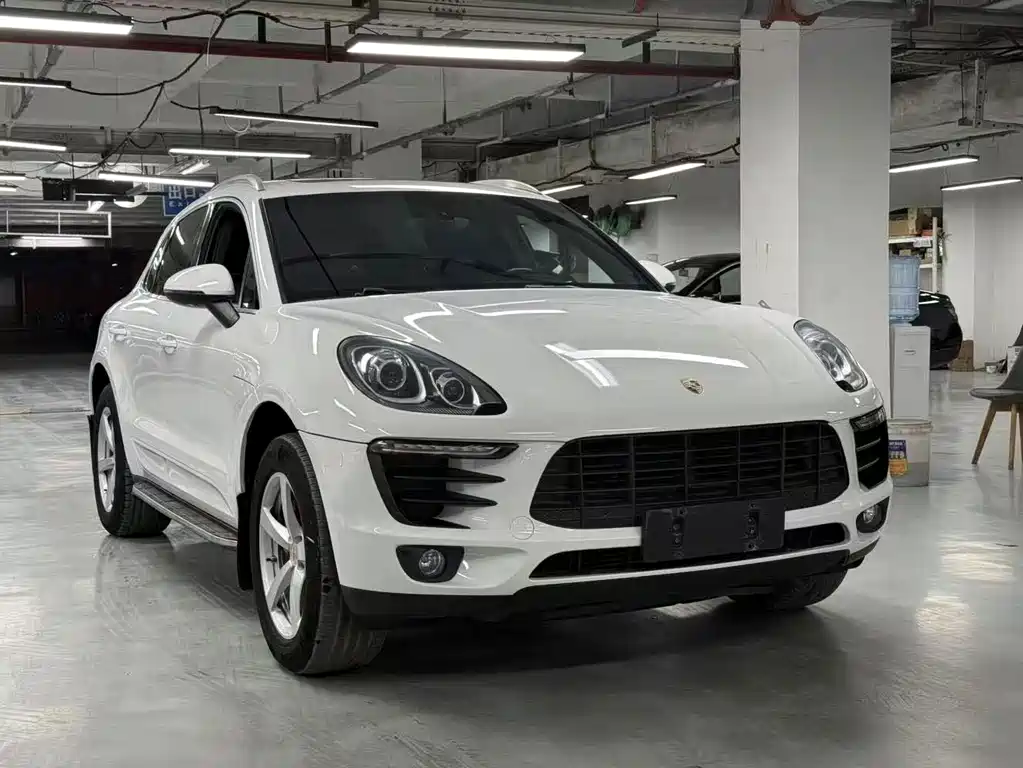 Porsche Macan — миниатюра 3