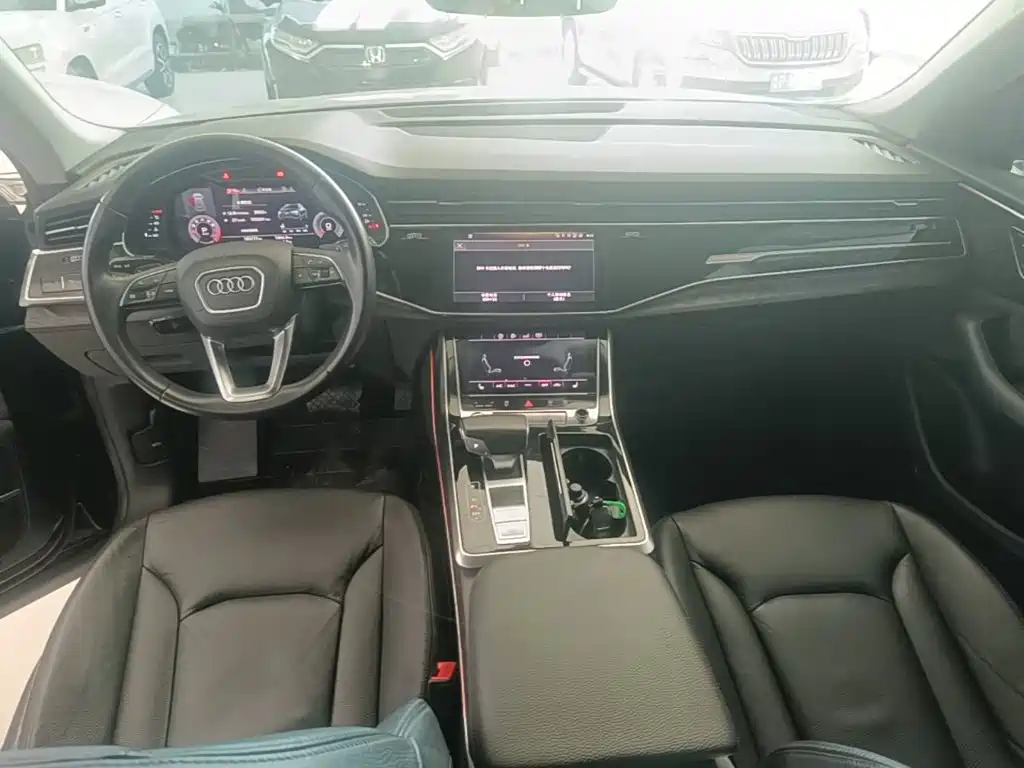 Audi Q8 — миниатюра 10