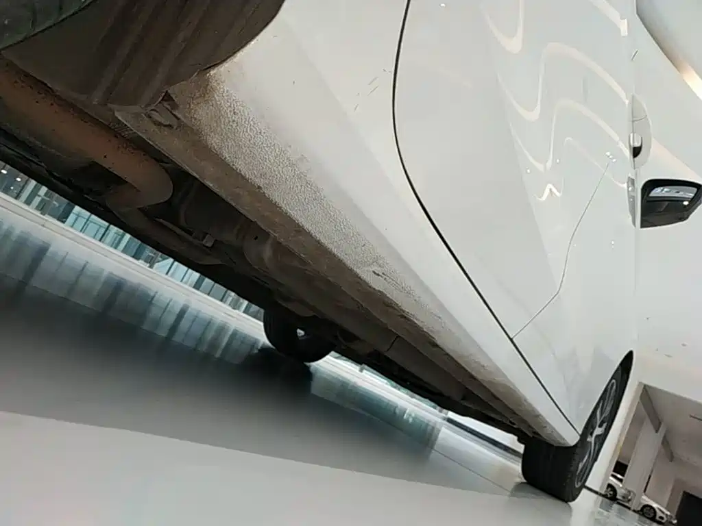 Geely Emgrand — миниатюра 21