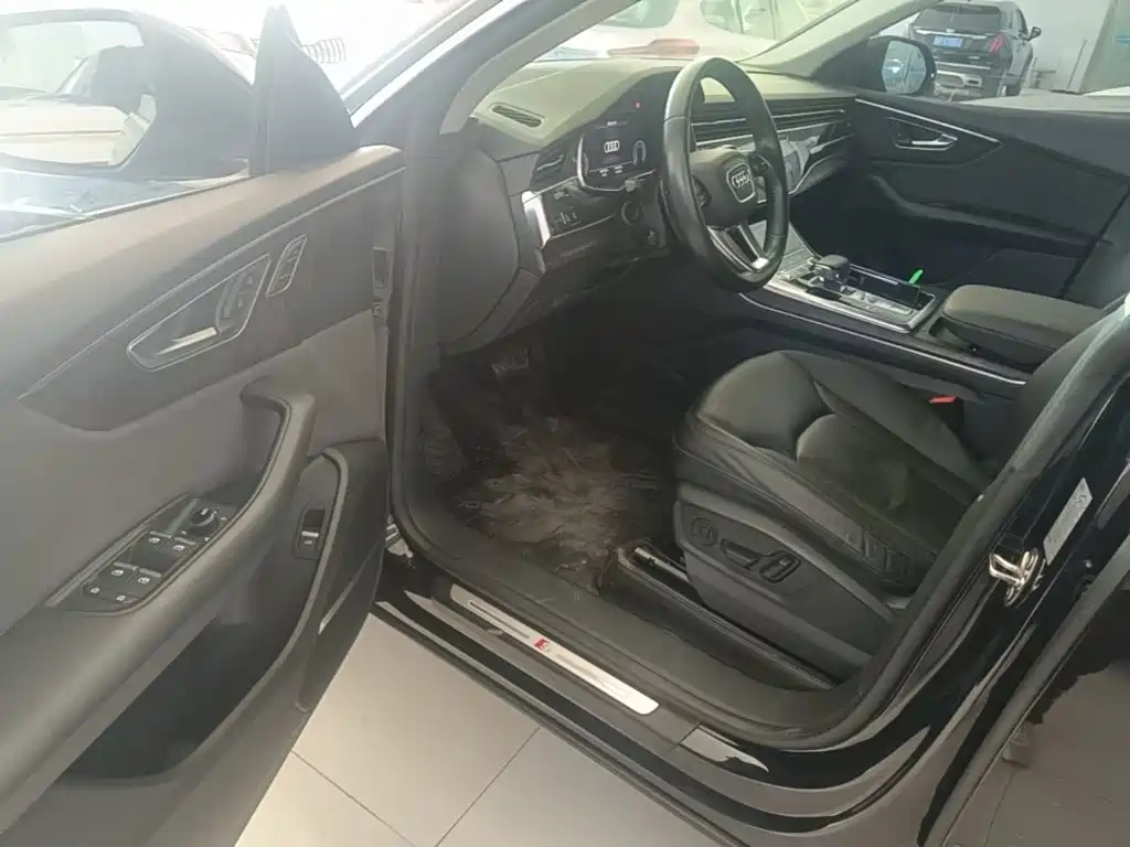Audi Q8 — миниатюра 16