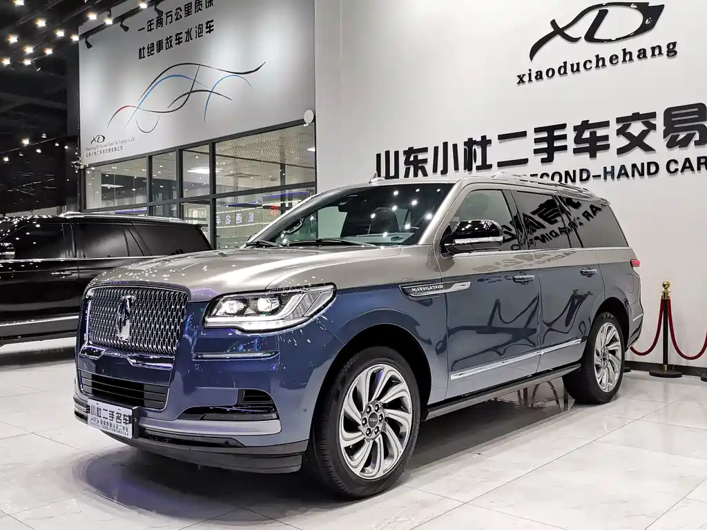 Lincoln Navigator — миниатюра 3