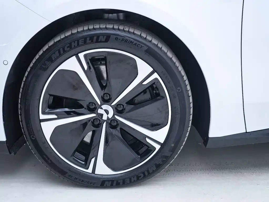NIO ET5 — миниатюра 10