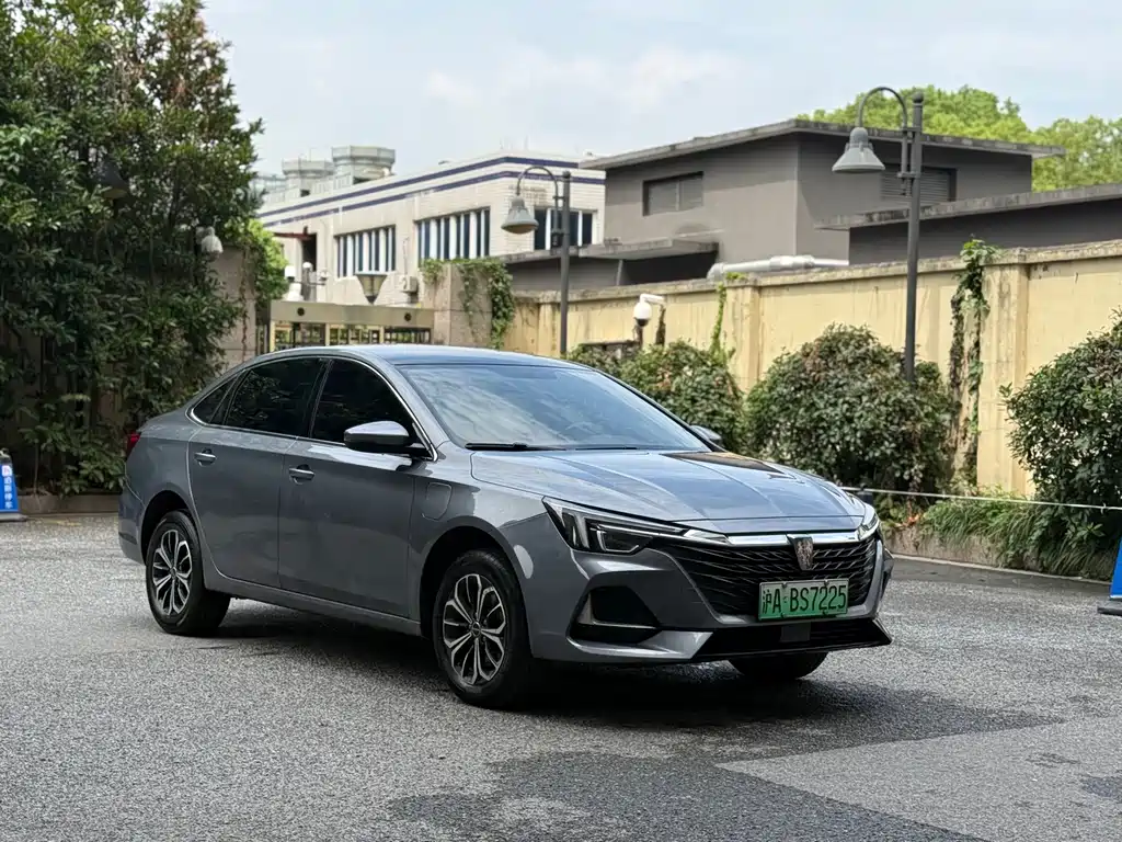 Roewe i6 MAX New Energy — миниатюра 3