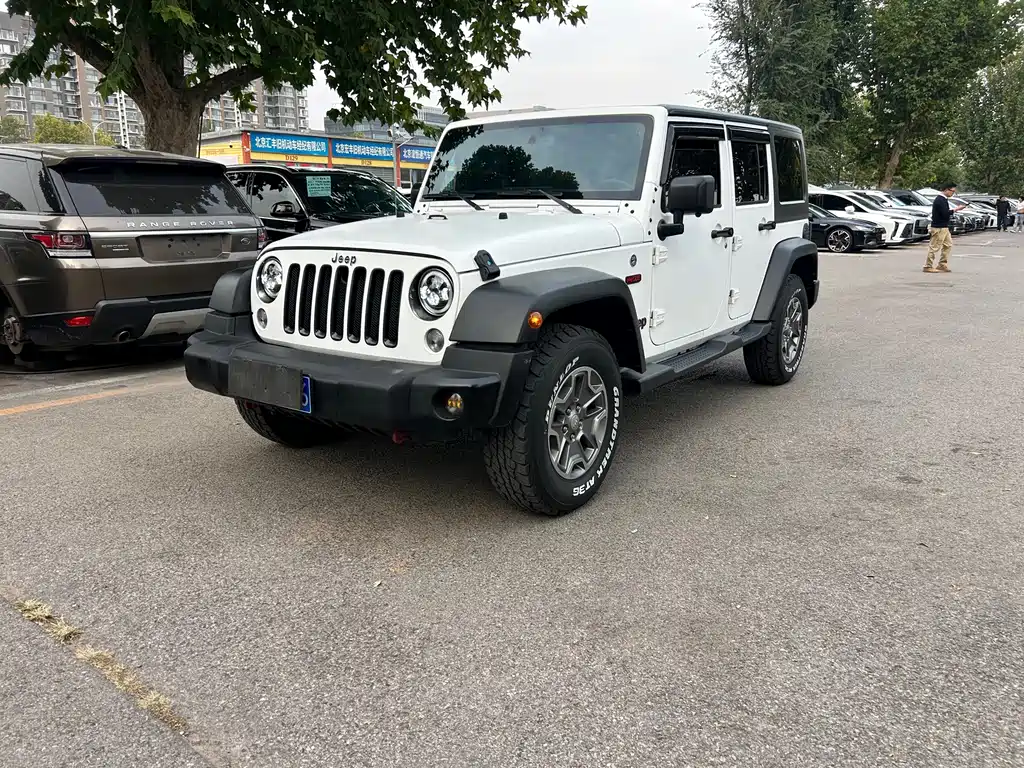 Jeep Wrangler — миниатюра 3
