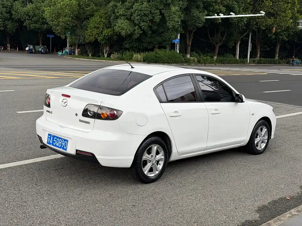 Mazda 3 — миниатюра 6