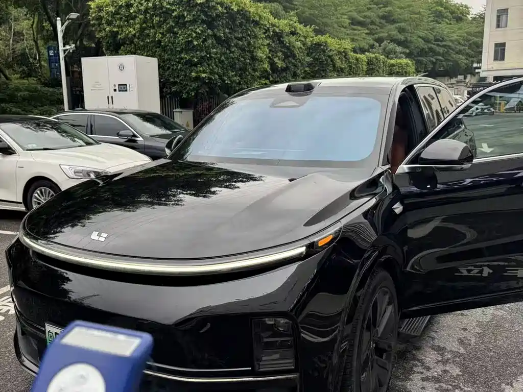 Li Auto Li L9 2024