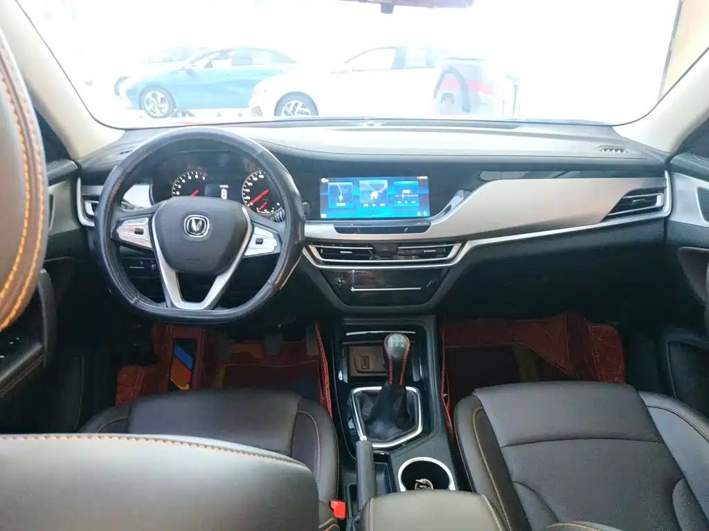 Changan CS35PLUS — миниатюра 10