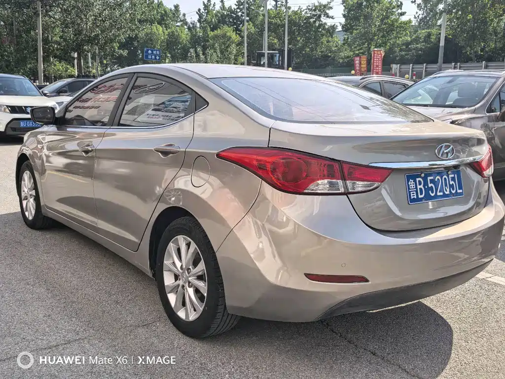 Hyundai Elantra Langdong — миниатюра 9