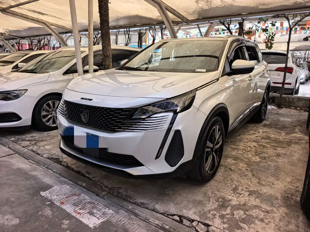 Peugeot 5008
