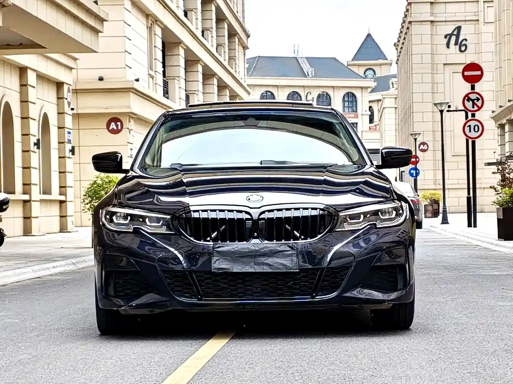 BMW 3 Series 2021