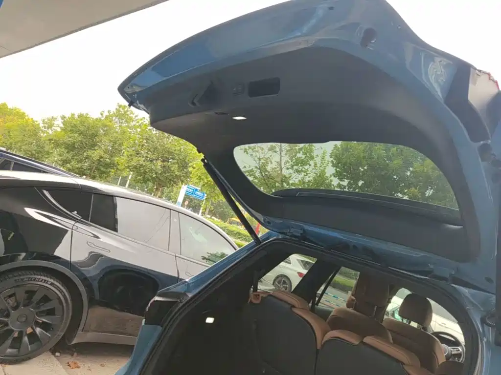 Li Auto Li ONE — миниатюра 19