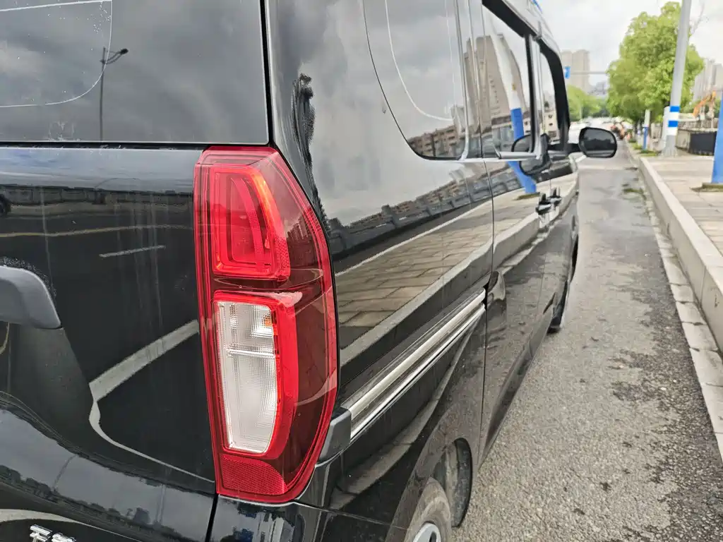 Wuling Sunshine EV 2025 305km