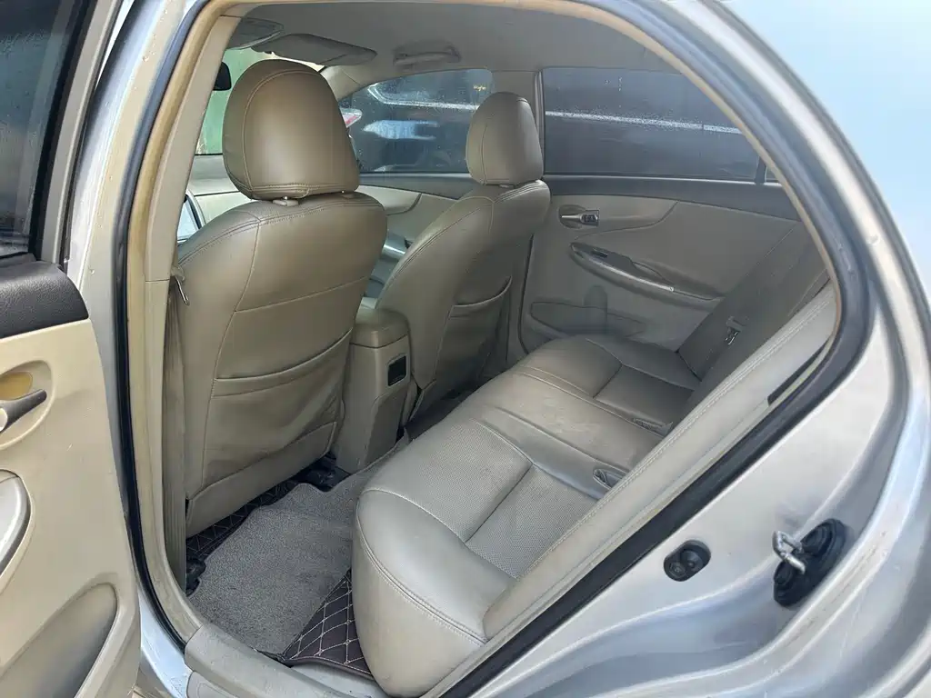 Toyota Corolla — миниатюра 8