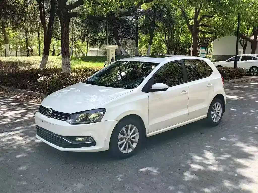 Volkswagen Polo 2015