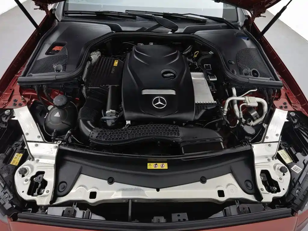 Mercedes-Benz E-Class (Import) — миниатюра 6
