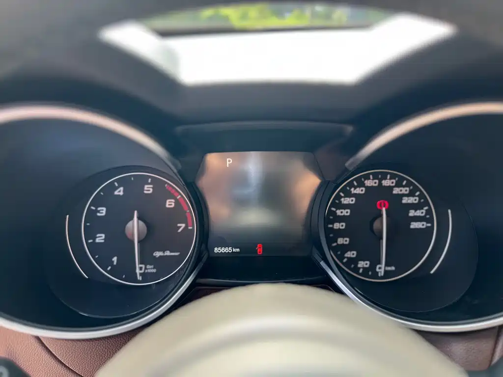 Alfa Romeo Stelvio — миниатюра 8