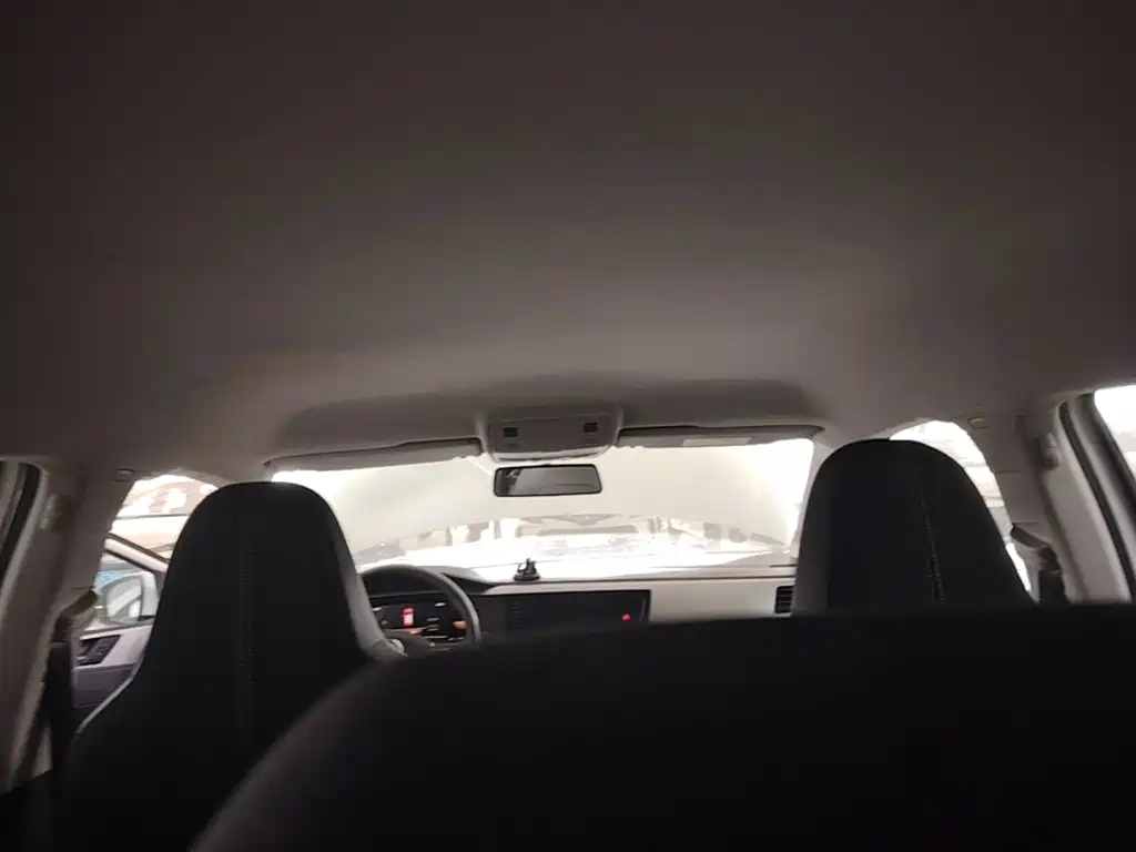 Volkswagen Polo — миниатюра 18