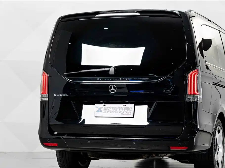 Mercedes-Benz V-Class — миниатюра 7