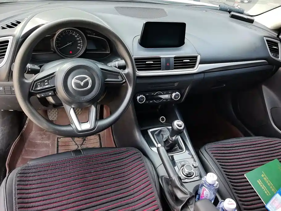 Mazda 3 Axela — миниатюра 12
