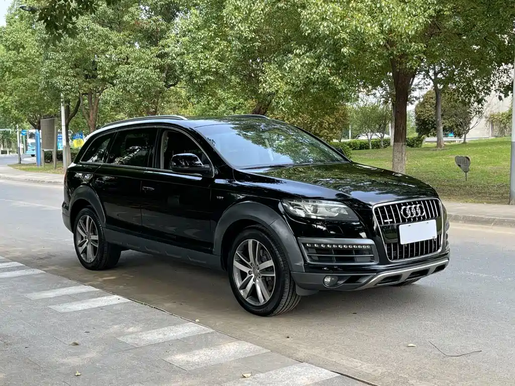 Audi Q7 — миниатюра 4