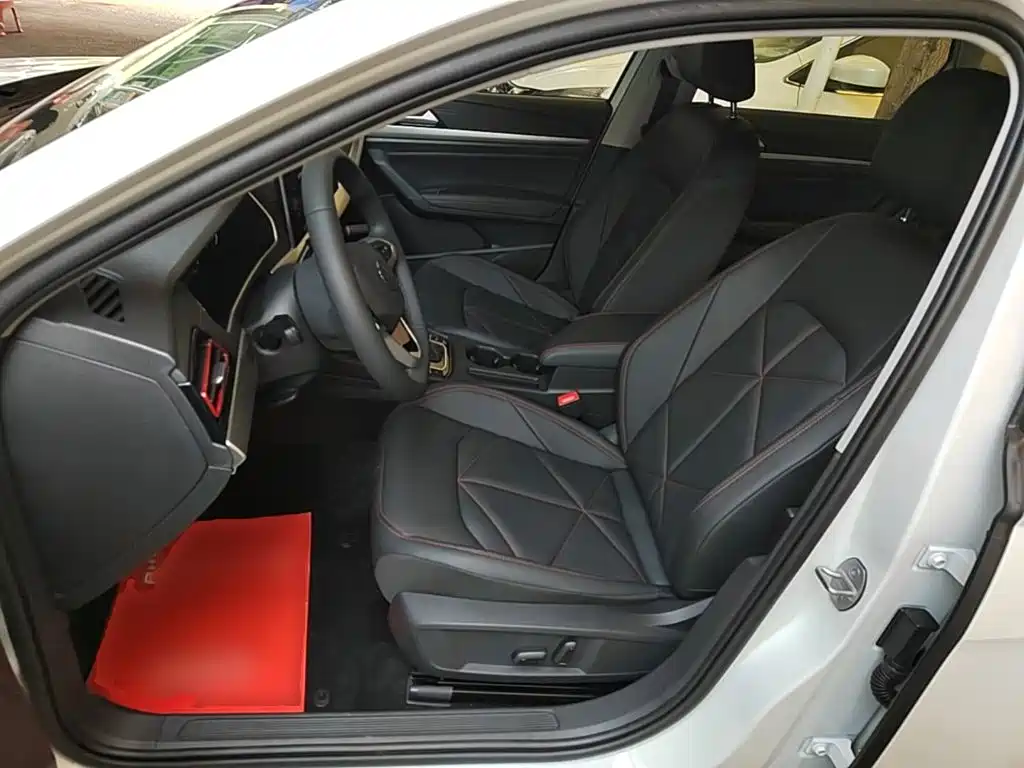 Volkswagen Lavida — миниатюра 15
