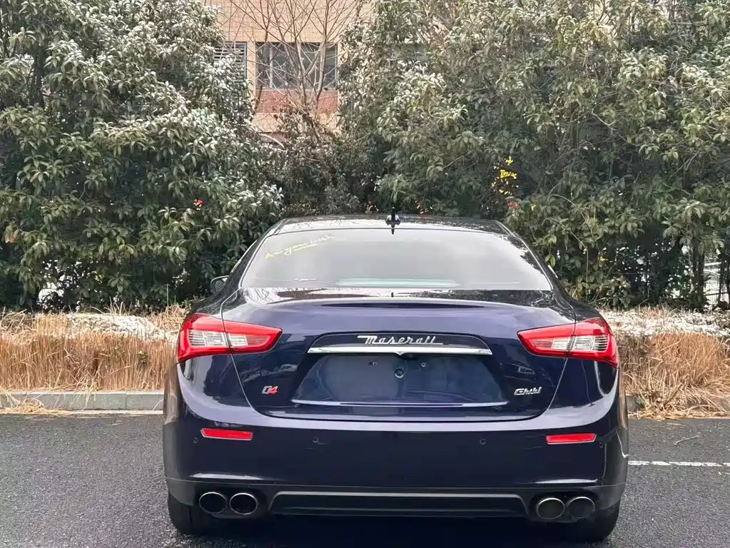 MASERATI GHIBLI