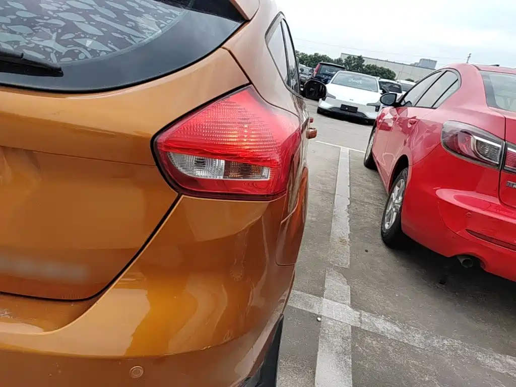 Ford Focus — миниатюра 8