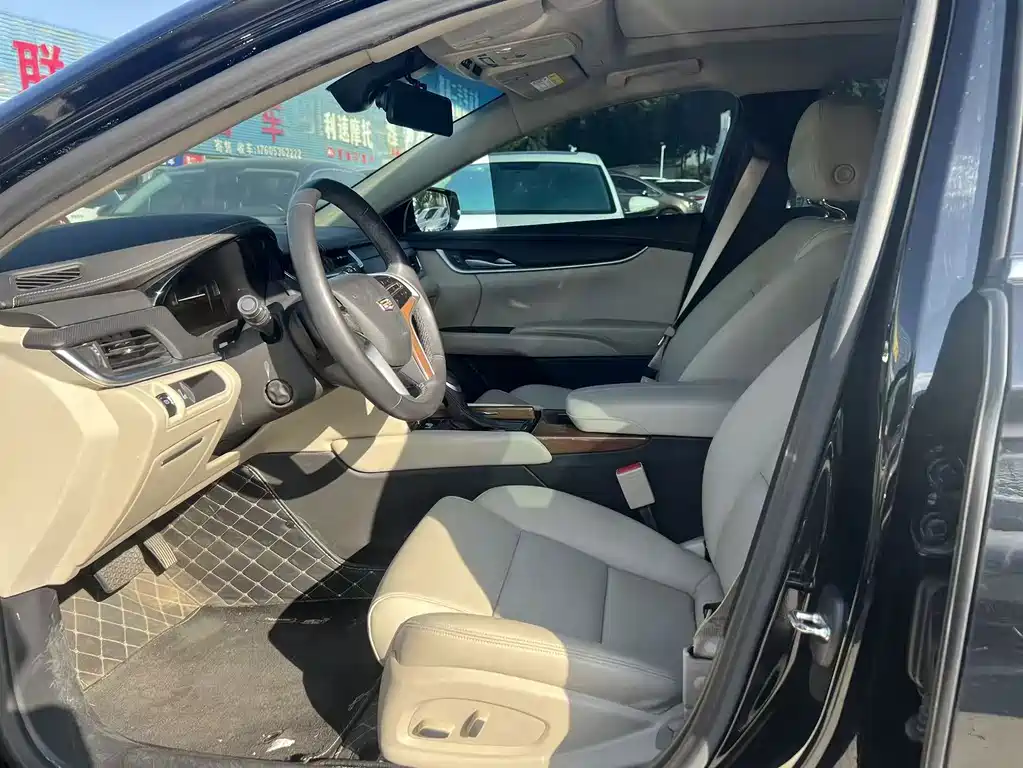 Cadillac XTS — миниатюра 5