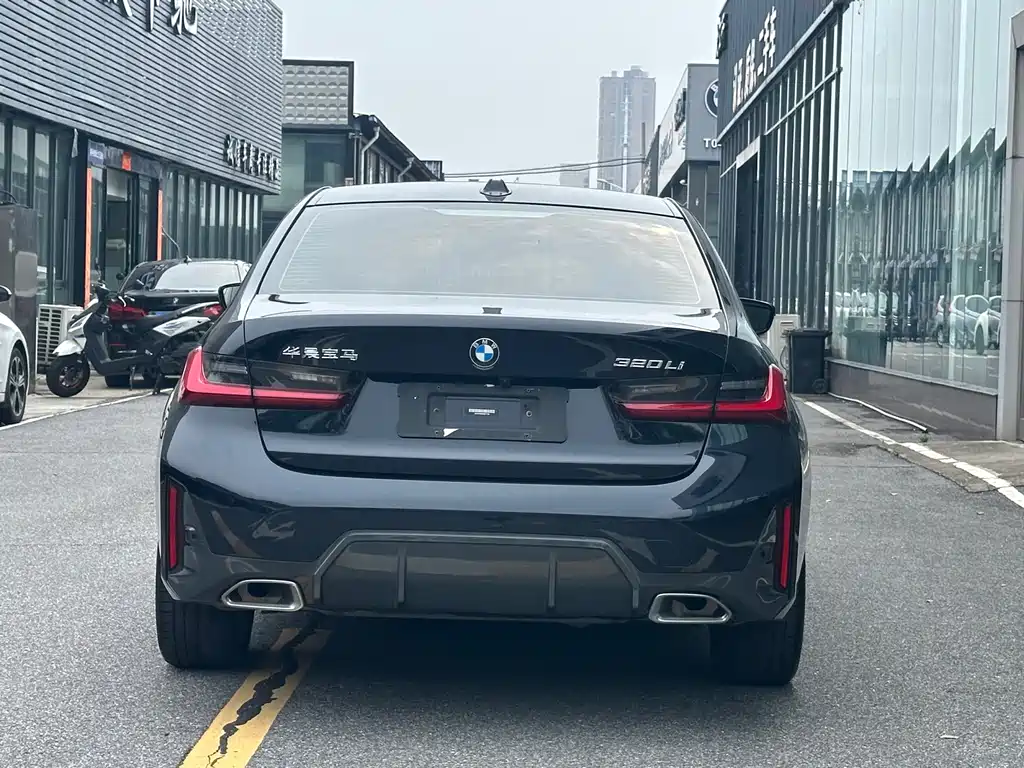 BMW 3 Series — миниатюра 10