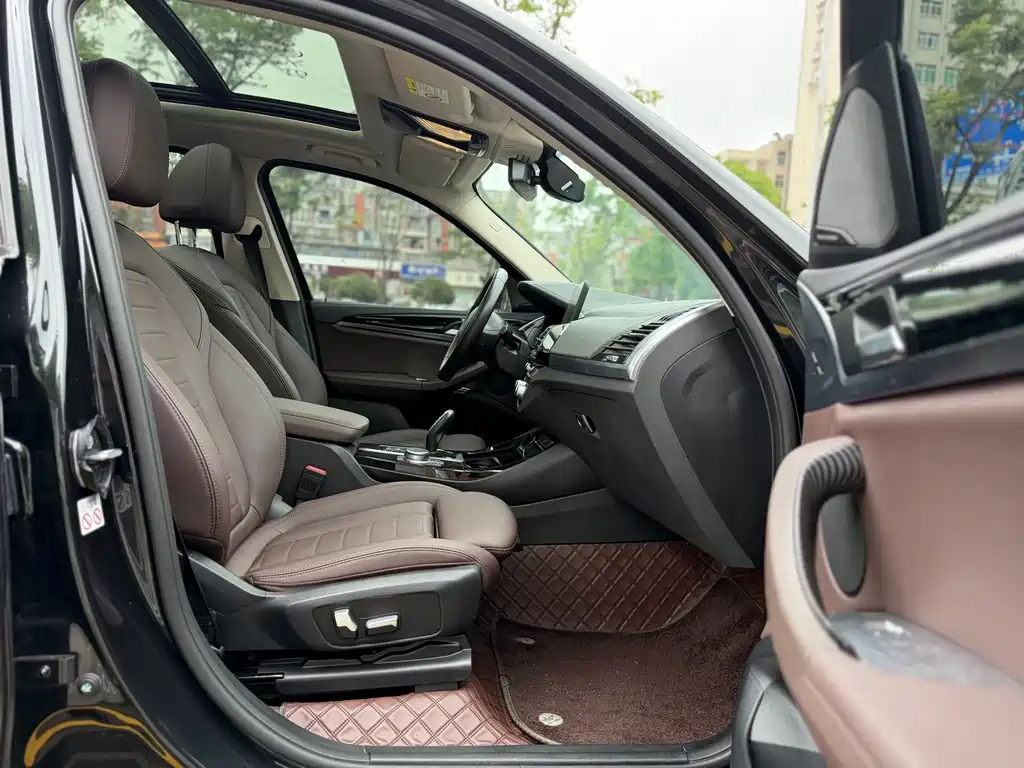 BMW X3 — миниатюра 10