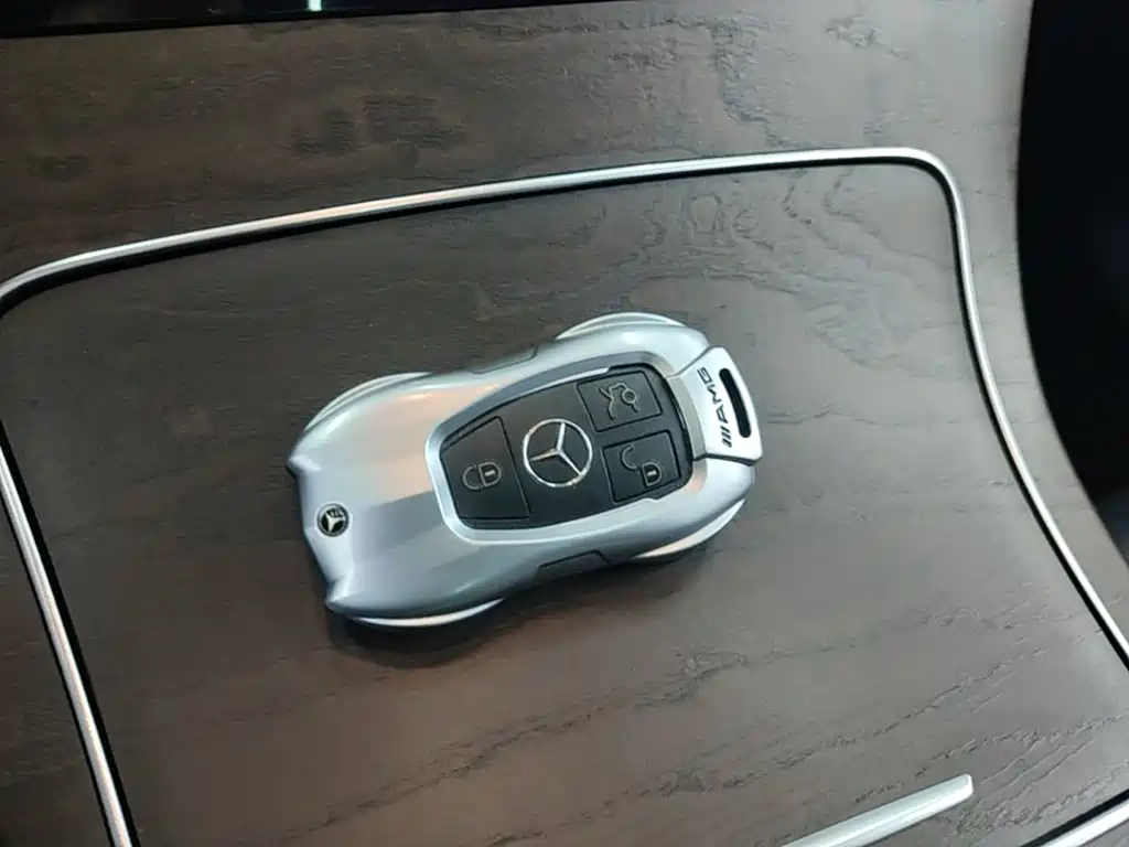 Mercedes-Benz GLC — миниатюра 9